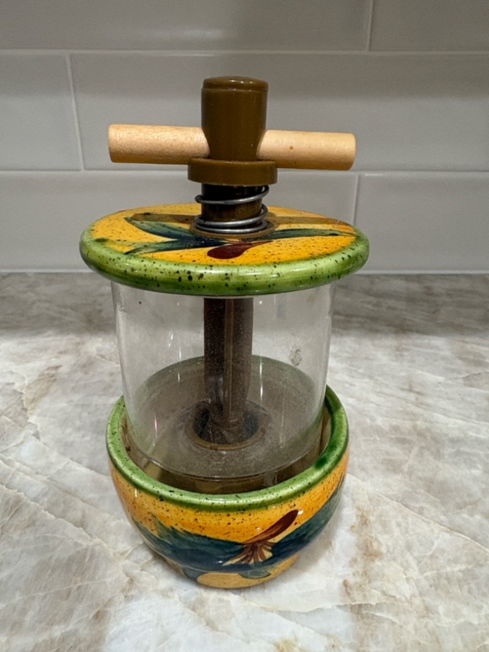 Ceramic spice mill
